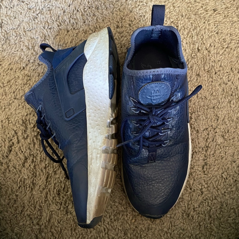 Nike air sneakers